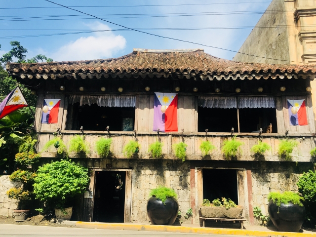 【セブ島旅行記】不安なことぜんぶ解決!持ち物・治安・物価は?絶対外さないお土産リスト セブ島の民家