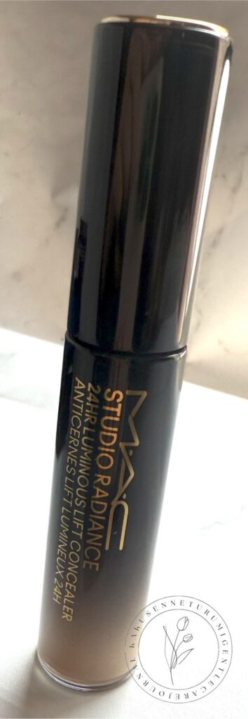 MAC(マック)のルミナス美容液コンシーラーが神すぎた!ハイカバー&素肌感 M・A・Cの『スタジオ ラディアンス 24 ルミナス コンシーラー』