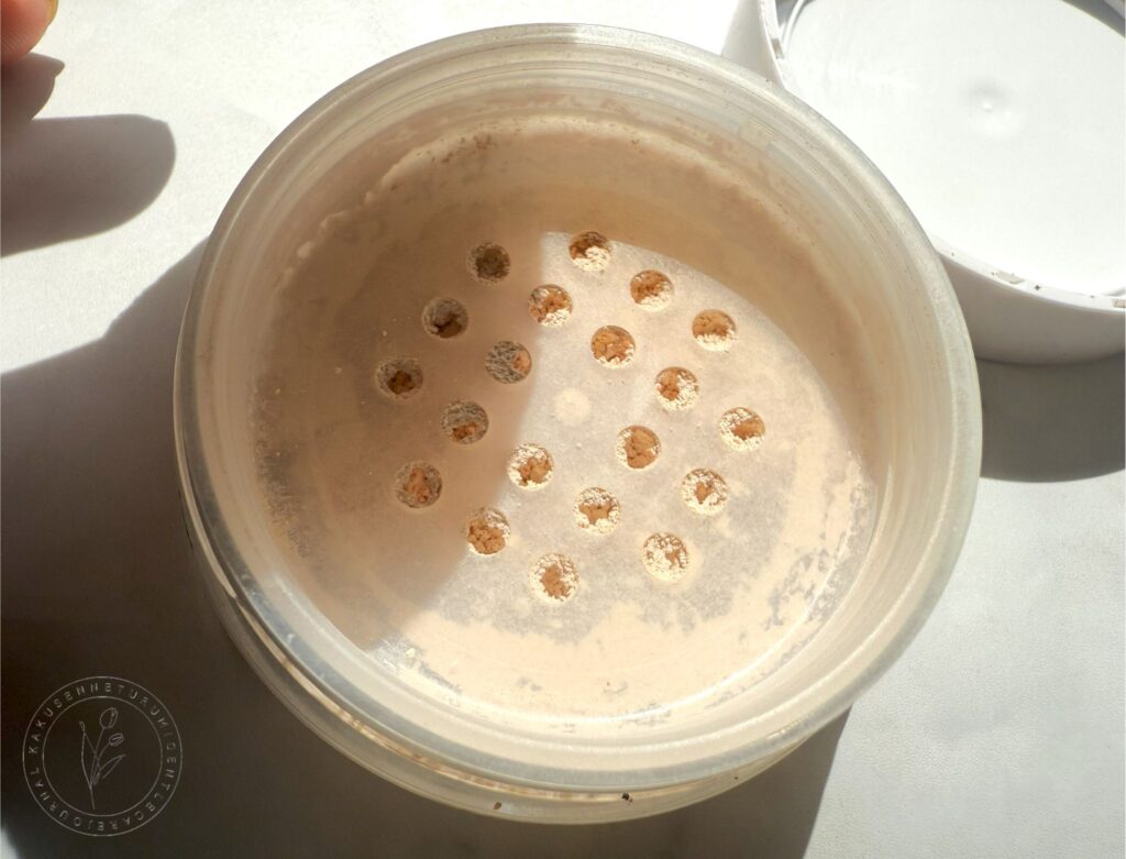 最強UVパウダー「トゥベール エアリーパウダーサンスクリーン」が神だった件。 トゥベール エアリーパウダーサンスクリーンの中身