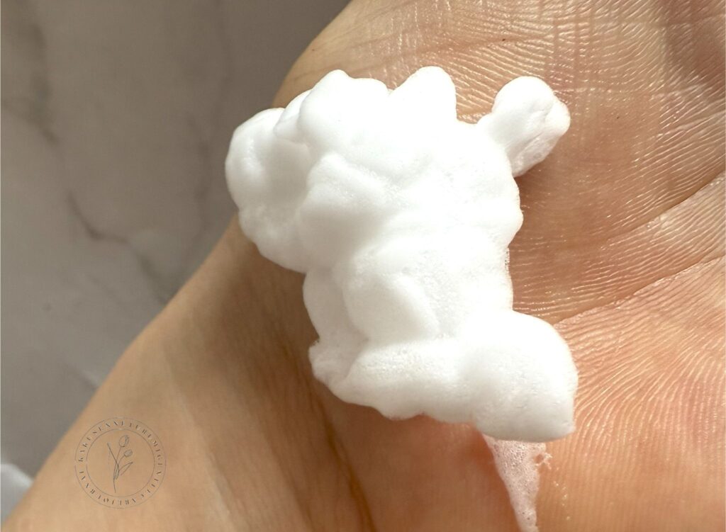 エリクシール ルフレ バランシングバブルの泡