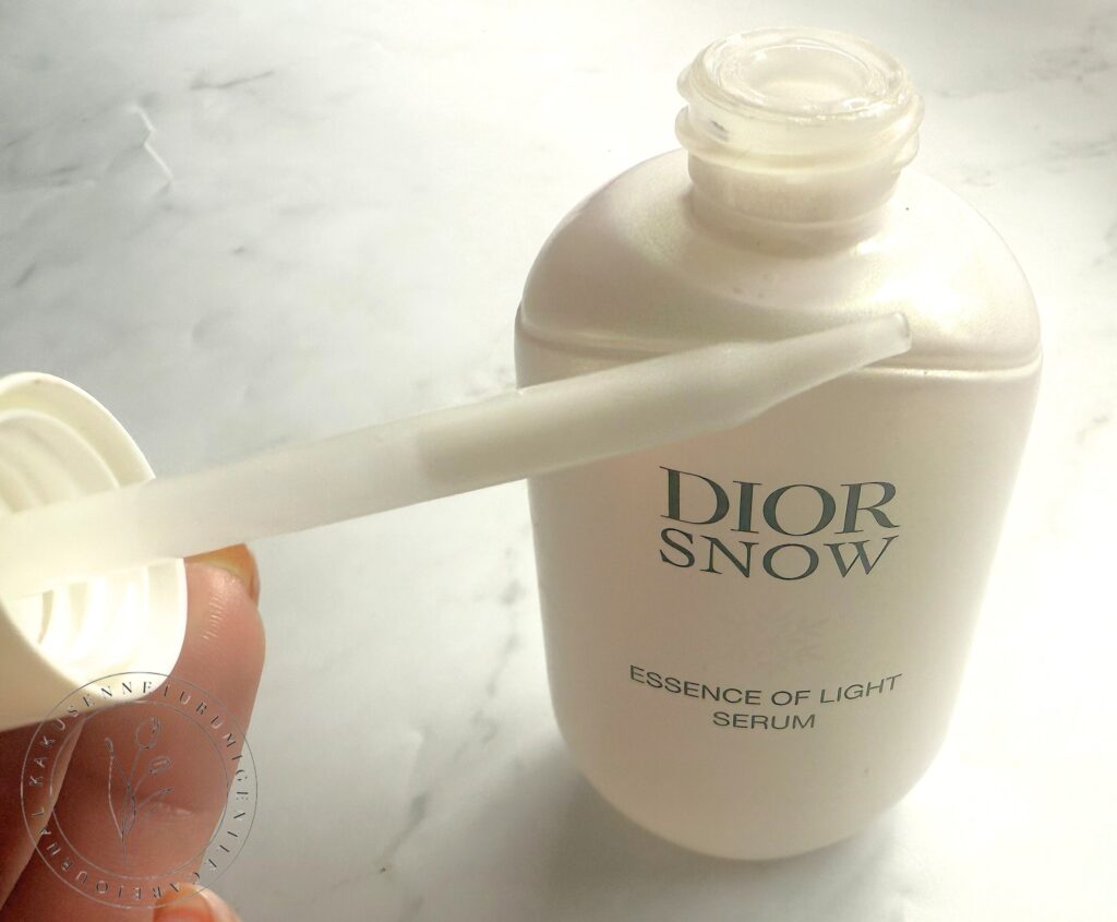ディオール スノー エッセンス オブ ライト セラムのスポイト